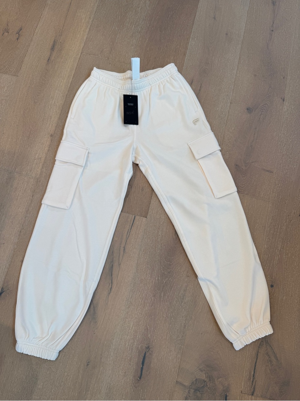 Fabletics Year Round Terry Cargo Jogger - XXS, Bone